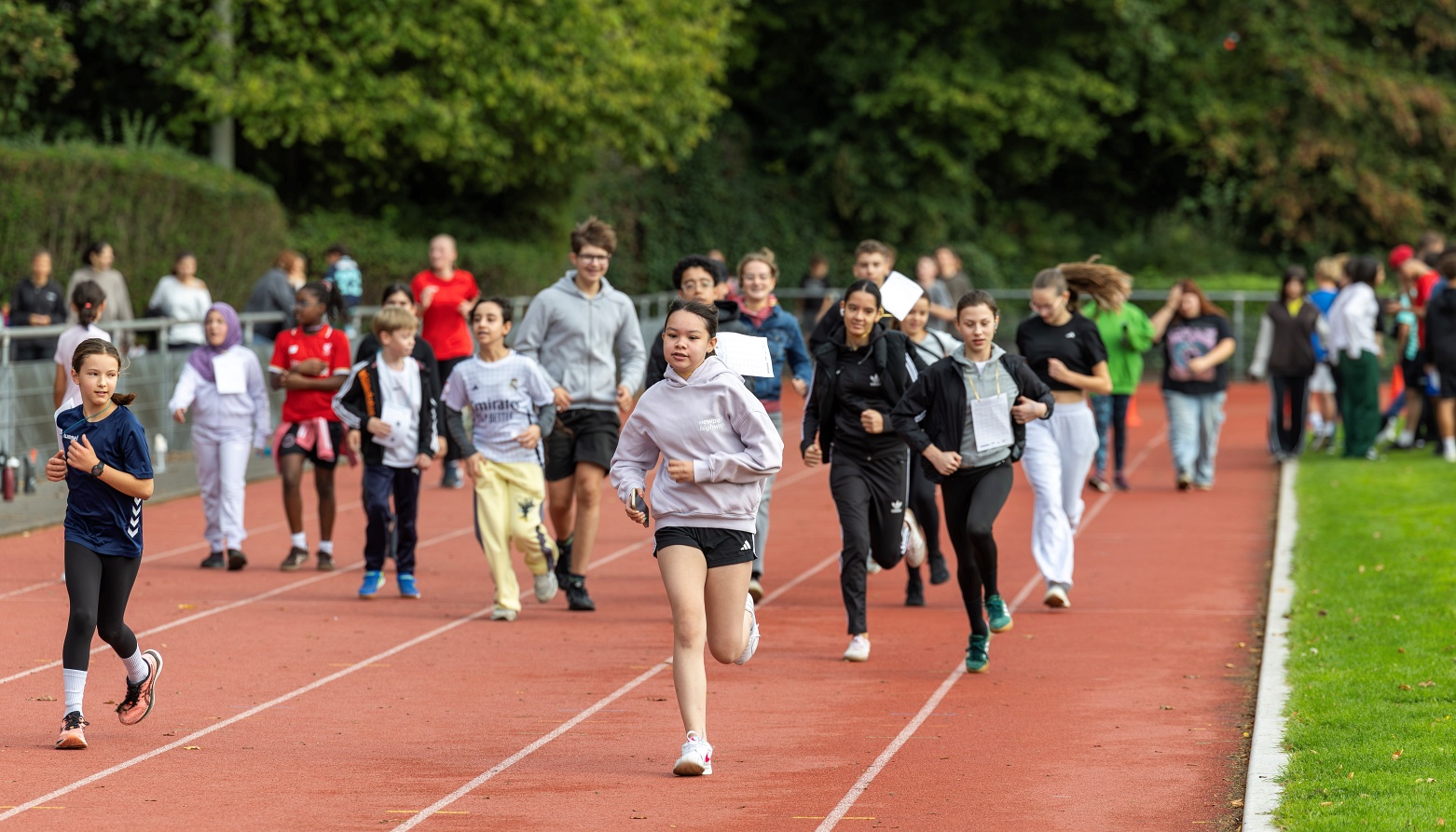 Lauf auf Tartanbahn